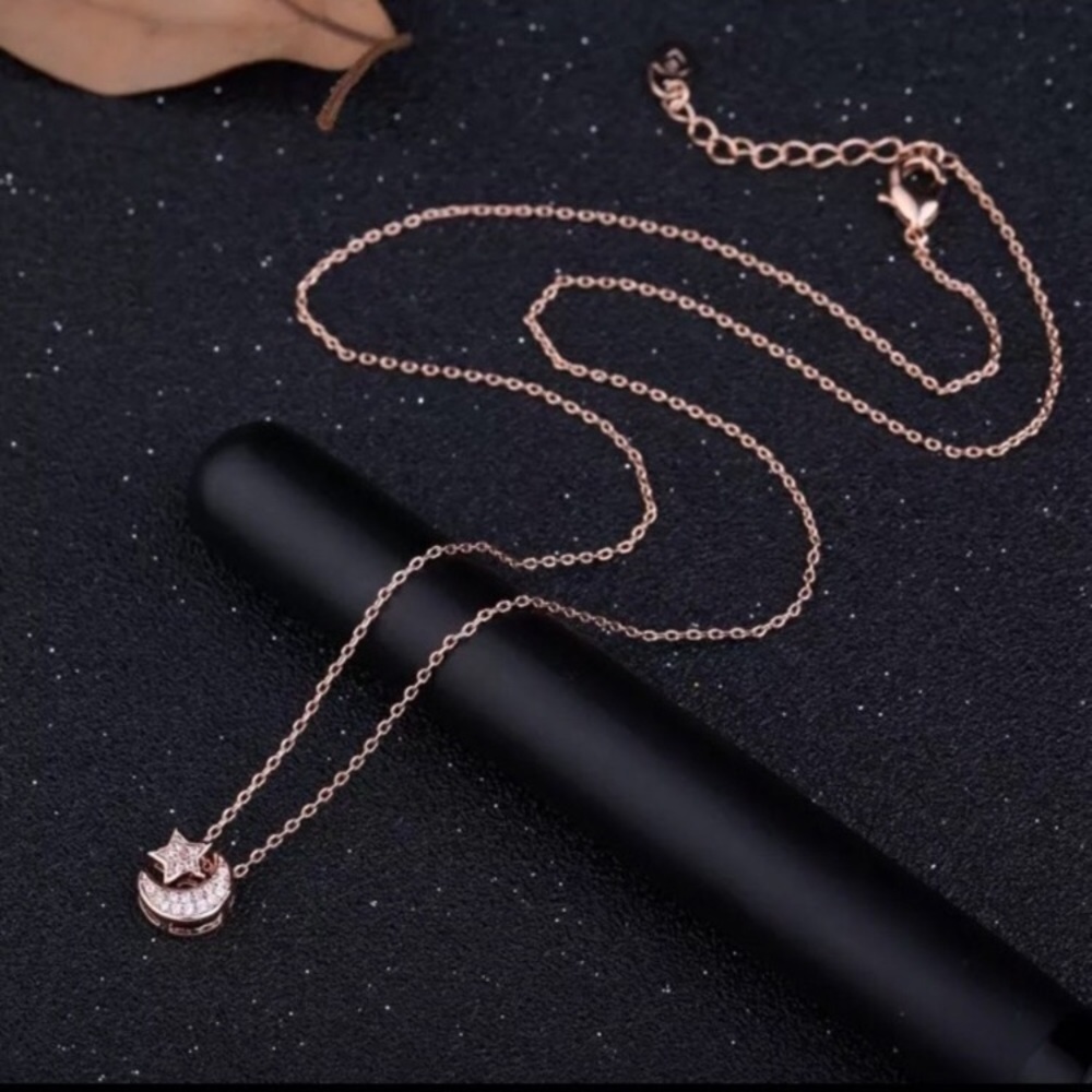 🌜Tiny crescent moon and star necklace,moon star - Picture 4 of 4